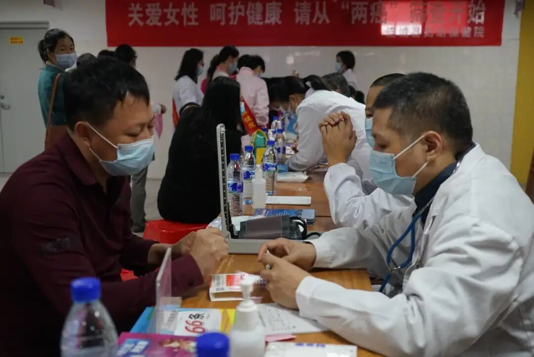 福建医科大学附属协和医院乳腺外科主任医师林舜国和福建省直机关医院
